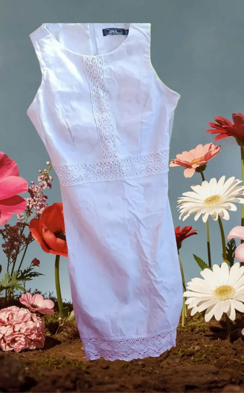 Vestido blanco con encaje para mujer - 2