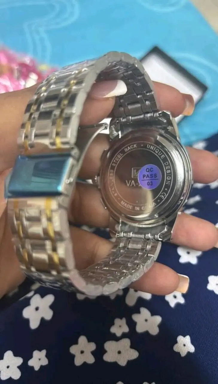 Reloj Va Va Voom de acero inoxidable con esfera azul - 3