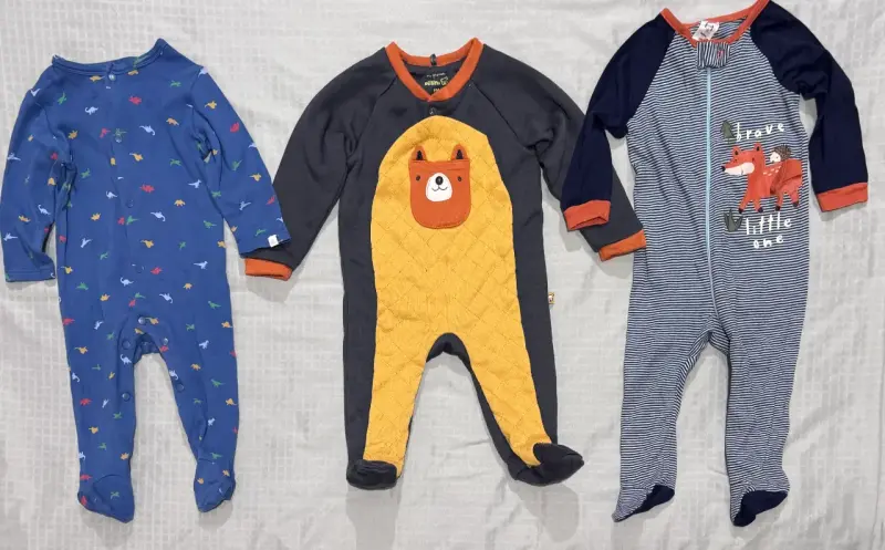 Pijamas enteros para bebé con diseños variados - 2