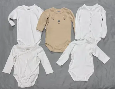 Conjunto variado de ropa para bebé - miniatura 2