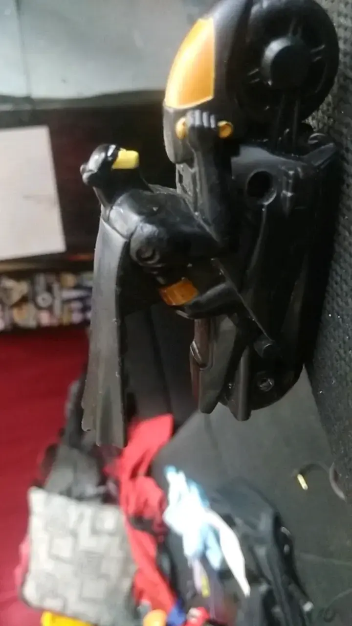 Figura de acción de motocicleta negra - 2