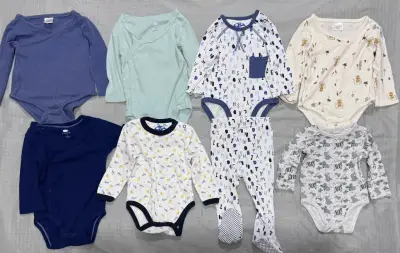Conjunto de bodies y pantalones para bebé - miniatura 1