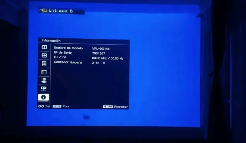 Proyector Sony VPL-DX146 con múltiples entradas - 4