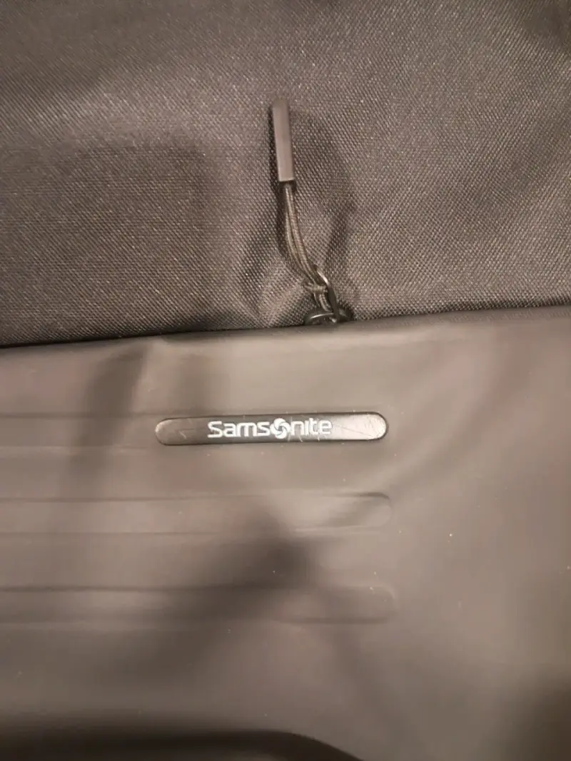 Mochila negra Samsonite para laptop - 2