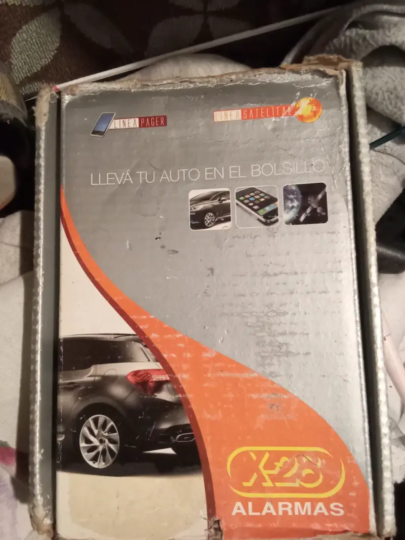 Alarma y GPS para auto X-28 con GPS y celular - 6