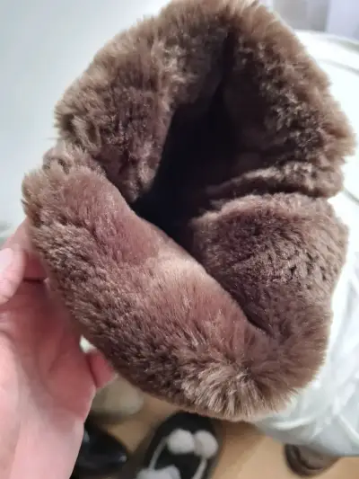 Botas de invierno marrones Roxy con forro de piel - miniatura 2