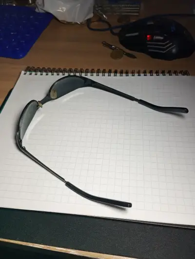 Gafas de Sol Oakley Vintage Hechas en USA - miniatura 2