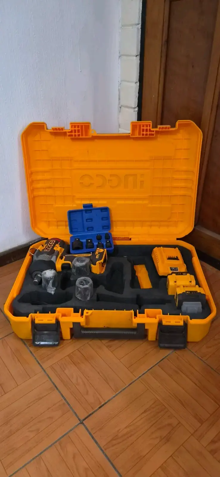 Set de herramientas eléctricas Ingco con maletín - 2