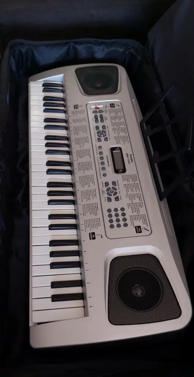 Teclado electrónico Scorpion XDA-110V con soporte - 5