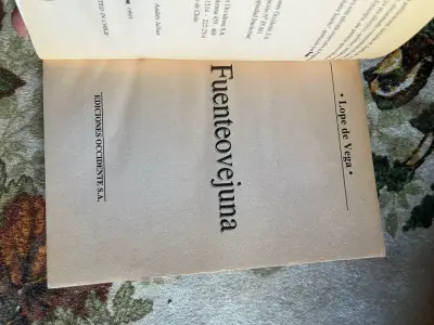 Libro Fuenteovejuna de Lope de Vega - miniatura 2