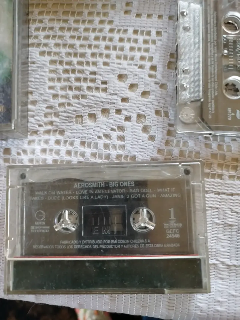 Colección de Cassettes de Música Variada - 2