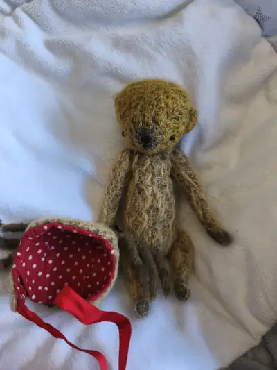 Osito de peluche vintage con gorrito de ciervo - miniatura 1