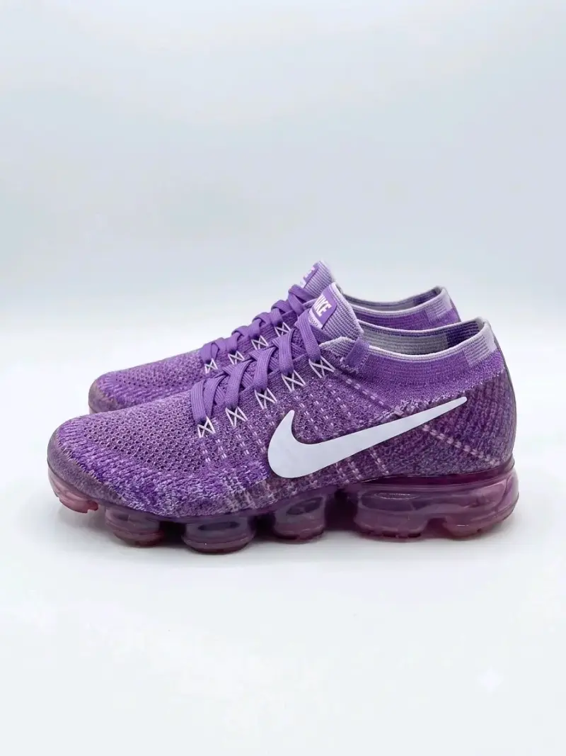 Zapatillas deportivas negras con detalles brillantes - 5