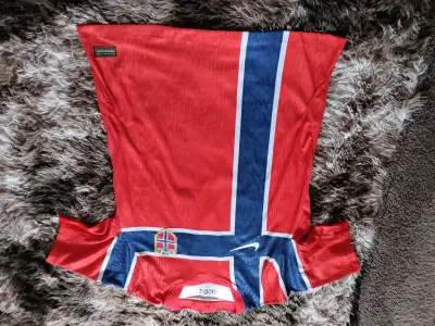 Camiseta de fútbol Nike Noruega Ødegaard - miniatura 1