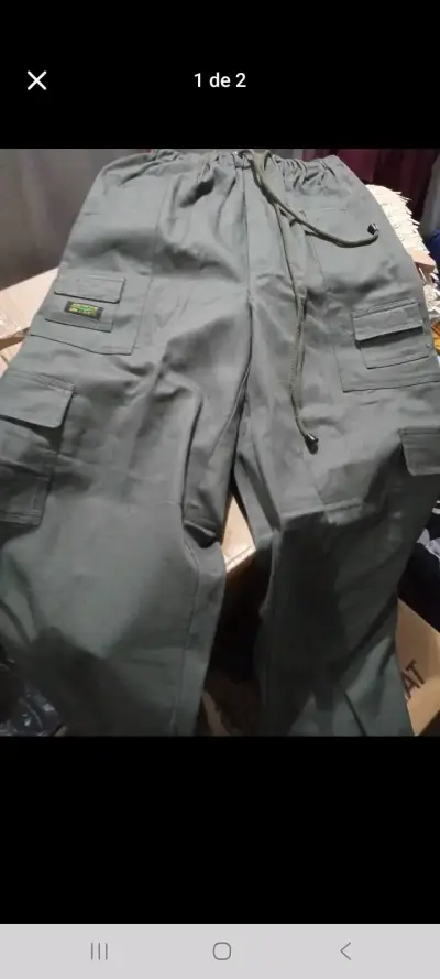 Pantalones cargo gris con bolsillos talla m - miniatura 1