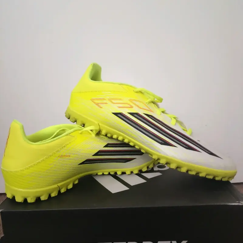 Zapatillas de fútbol Adidas F50 amarillas - 5