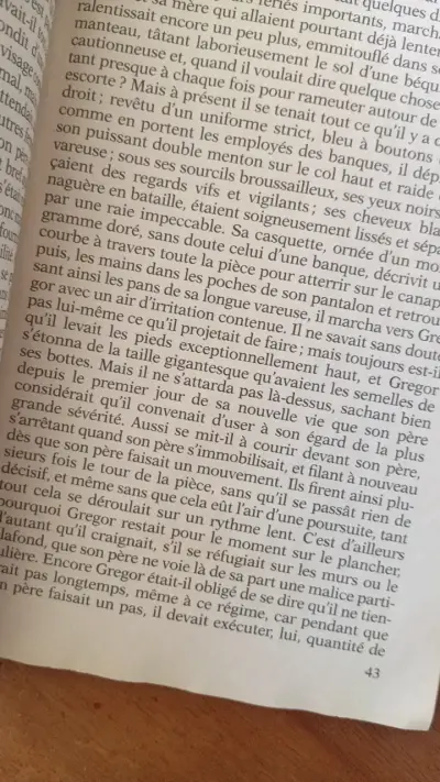 Libros clásicos de Albert Camus y Franz Kafka - miniatura 3