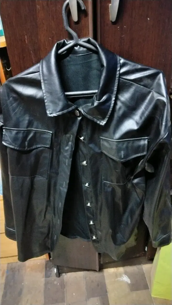 Chaqueta de cuero negra para mujer - 3