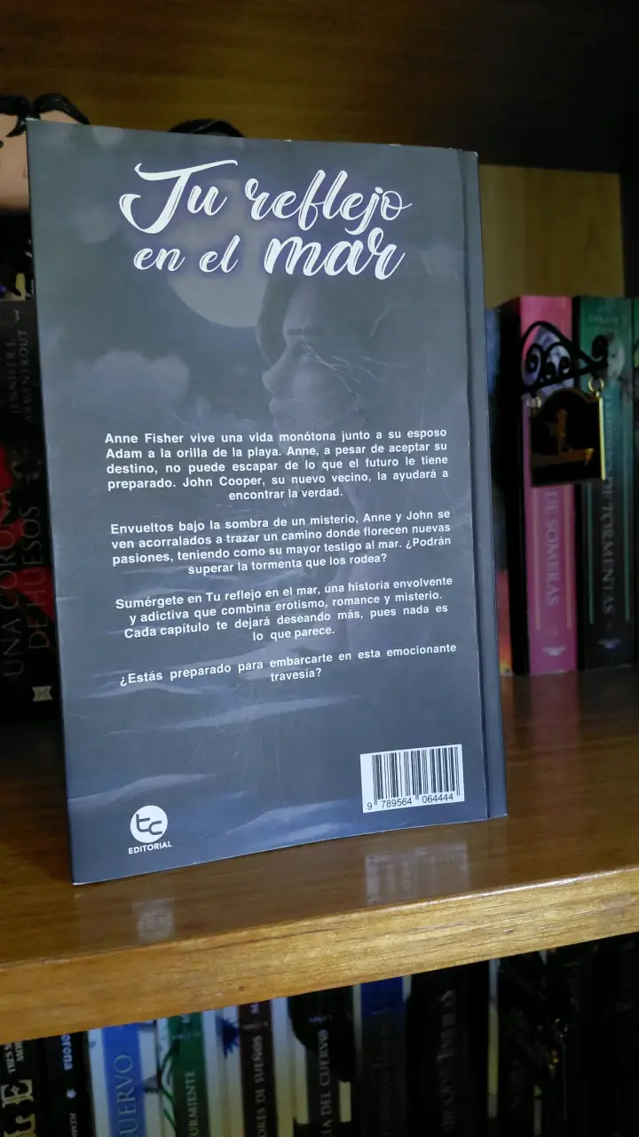 Libro 'Tu reflejo en el mar' de Sigrid Reidel - 2
