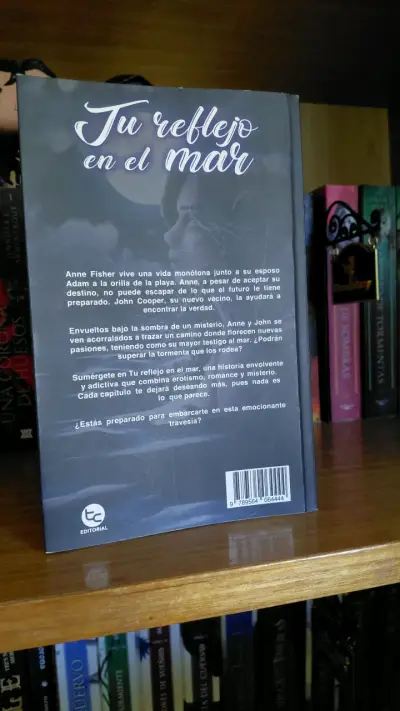 Libro 'Tu reflejo en el mar' de Sigrid Reidel - miniatura 2