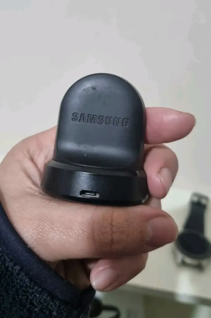 Smartwatch Samsung Galaxy Watch con cargador - 5