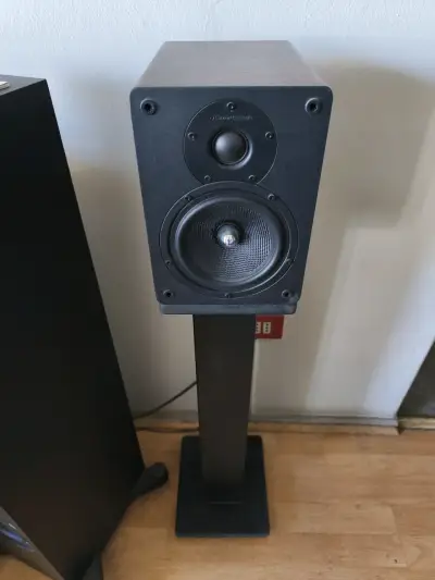 Parlantes Cambridge S30 (incluyen pedestales) - miniatura 1