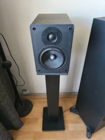 Parlantes Cambridge S30 (incluyen pedestales) - miniatura 2