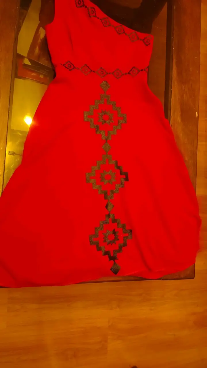 Vestido baile talla 14 niña Mapuche