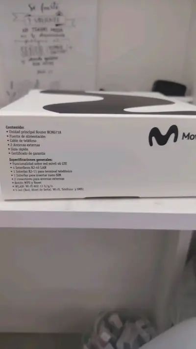 Router WiFi Movistar con antenas - miniatura 4