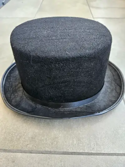 Sombrero de copa alta negro elegante - miniatura 2