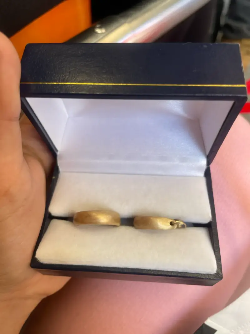 Aros de oro 18k en caja elegante - 1