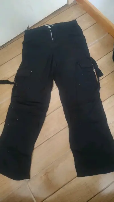 Pantalones cargo negros talla 34 - miniatura 1