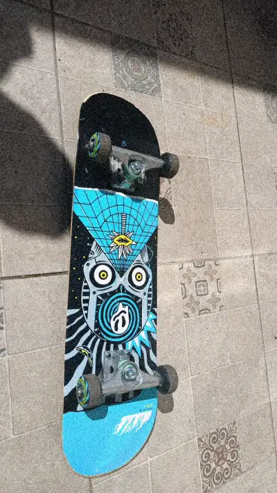 Skateboard con diseño gráfico y ruedas Decathlon - miniatura 2