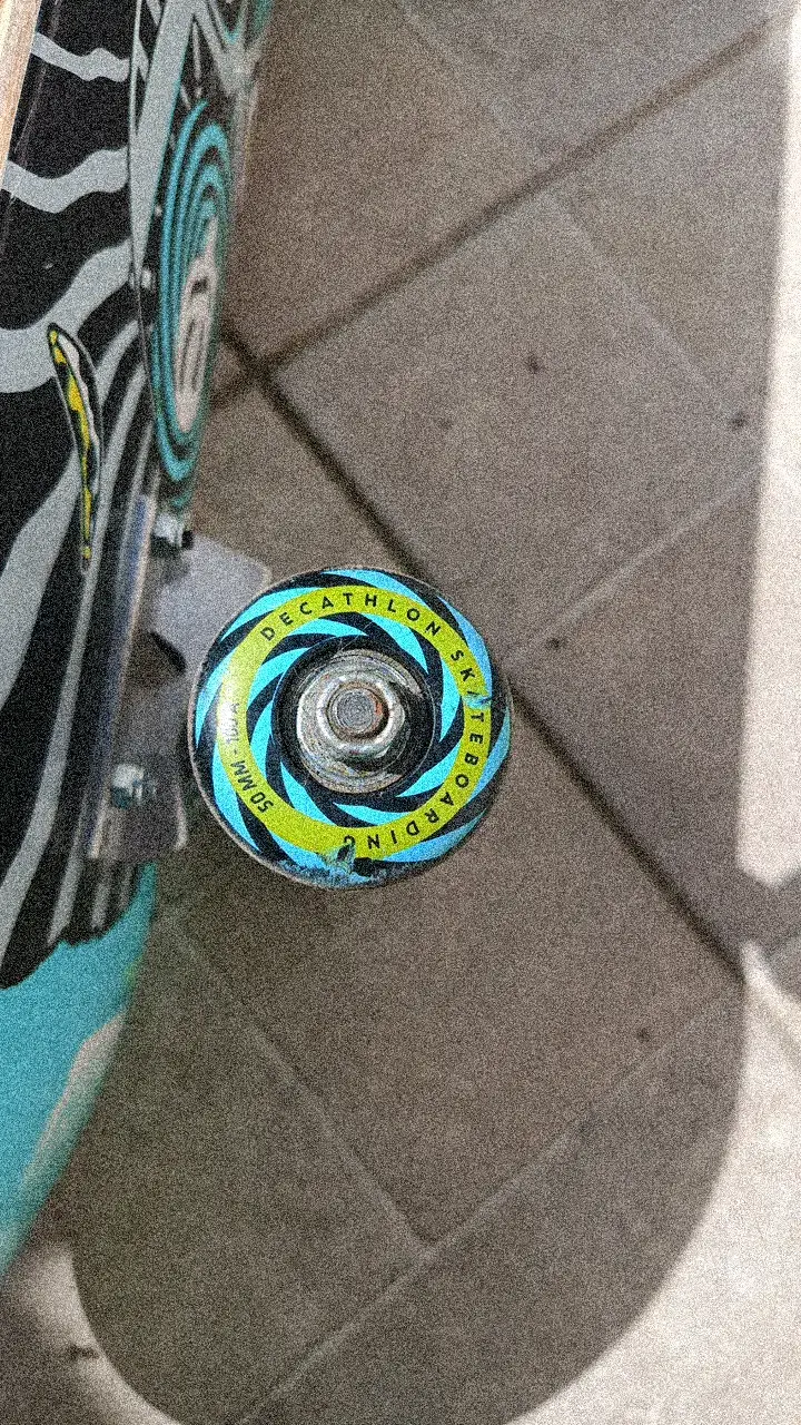 Skateboard con diseño gráfico y ruedas Decathlon - 3