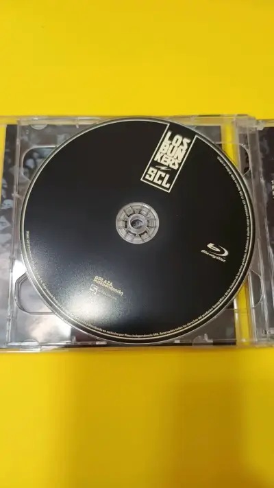 Álbum doble Los Bunkers SCL en CD + BR - miniatura 4