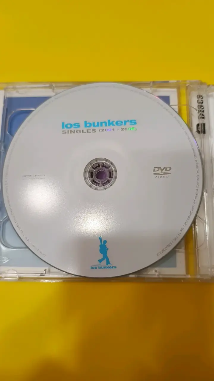 CD Los Bunkers Singles 2001-2006 - 4