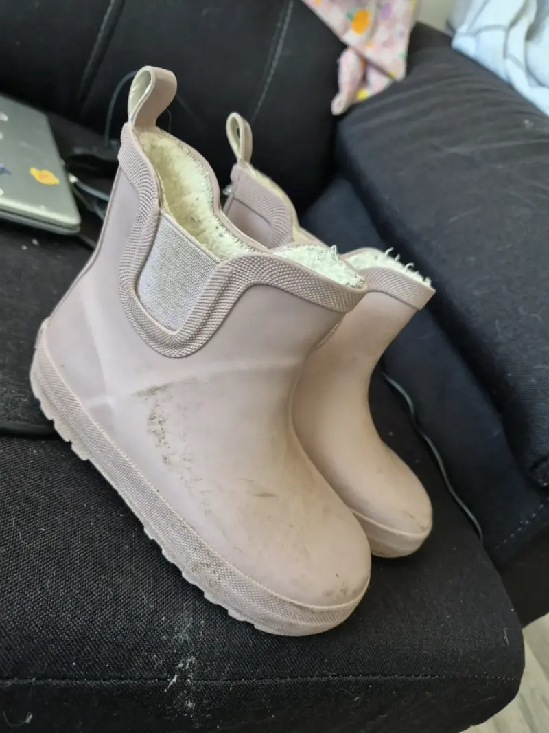Botas de lluvia para niños color rosa con forro