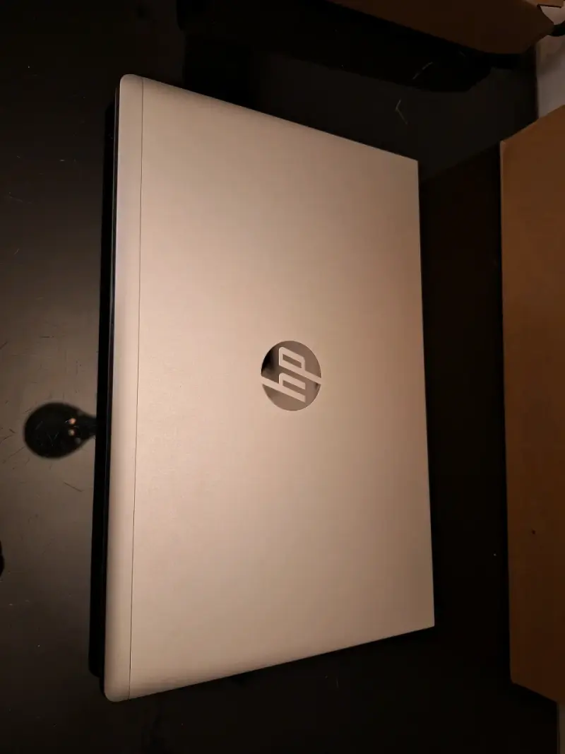 Laptop HP ProBook 445 g10 16GB RAM y 1TB SSD - 3