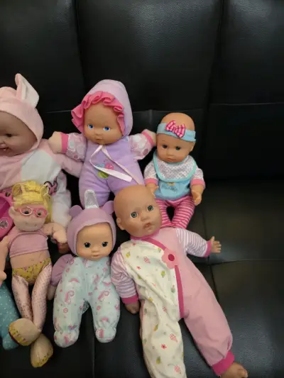 Lote de muñecas de juguete para niños - miniatura 4