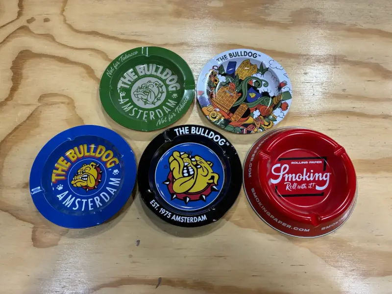 Ceniceros metálicos Bulldog Amsterdam und