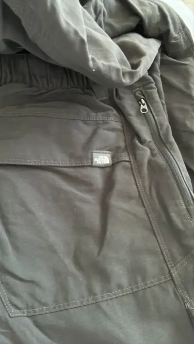 Pantalones The North Face para hombre en gris - miniatura 4