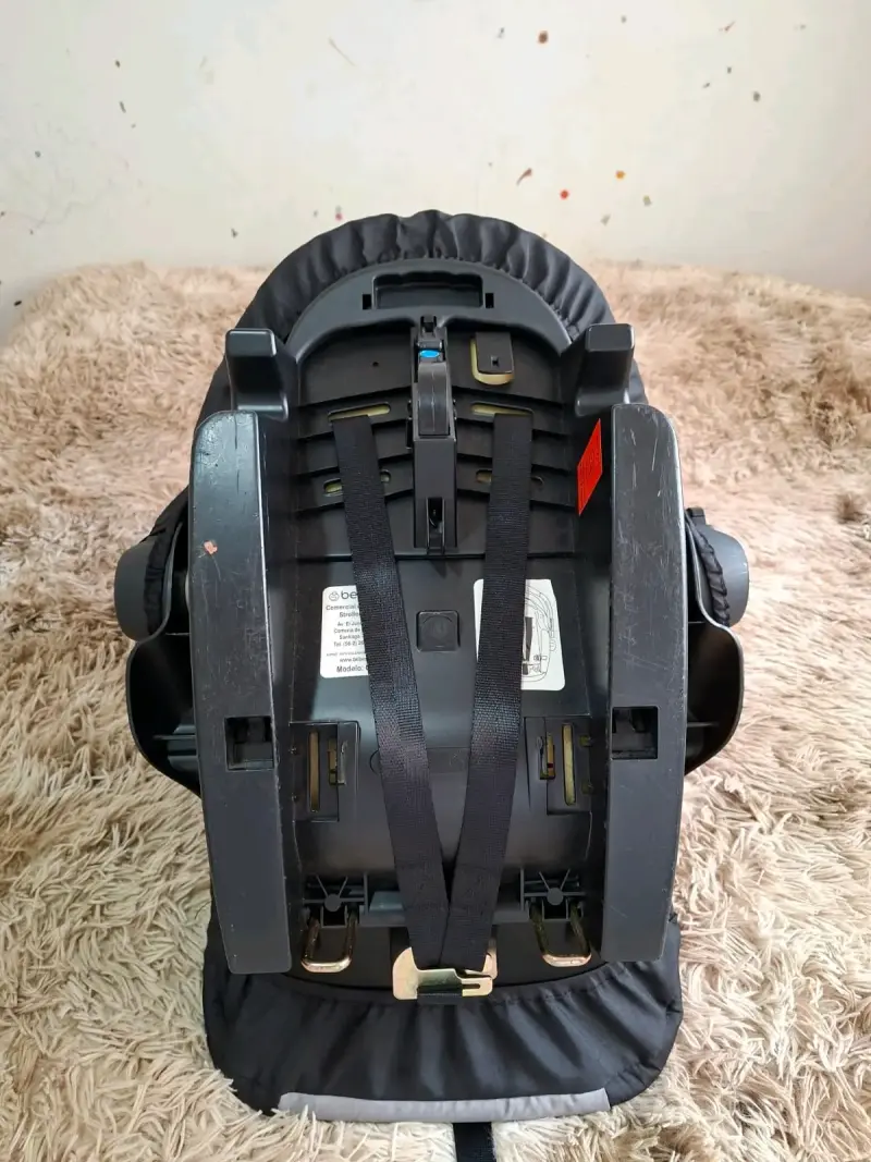 Silla de Auto Bebesit para Bebé con Arnés - 3