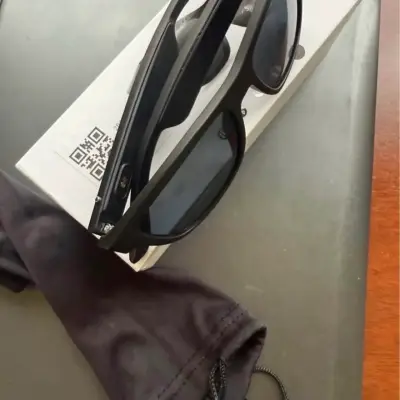 Gafas de Sol Inteligentes con Audio Bluetooth - miniatura 2