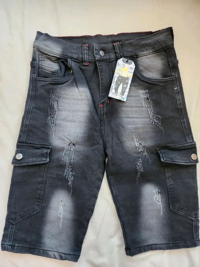 Bermudas de mezclilla desgastadas para hombre - 1