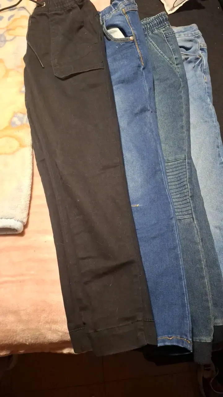 Lote de pantalones de mezclilla de niños talla