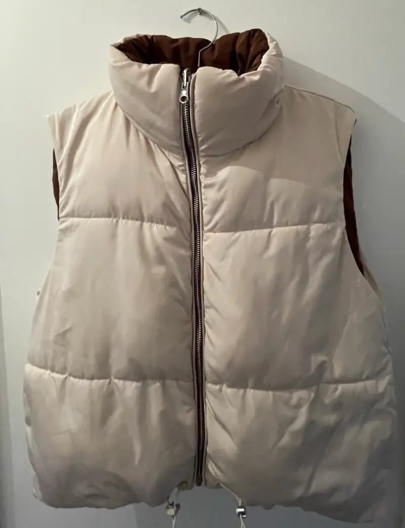 Chaleco reversible acolchado beige y marrón - 1