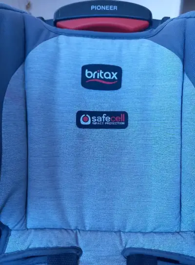 Silla de Auto Britax Pioneer con Protección SafeCell - miniatura 1