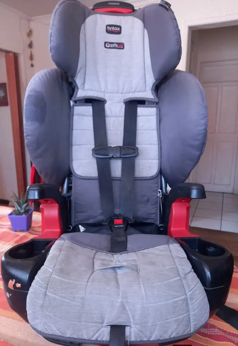 Silla de Auto Britax Pioneer con Protección SafeCell - 2