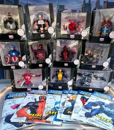 Lote 11 Bustos Marvel DeAgostini Originales - miniatura 1