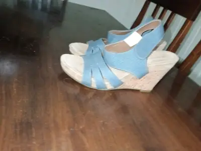 Sandalias de cuña azul para mujer - miniatura 3